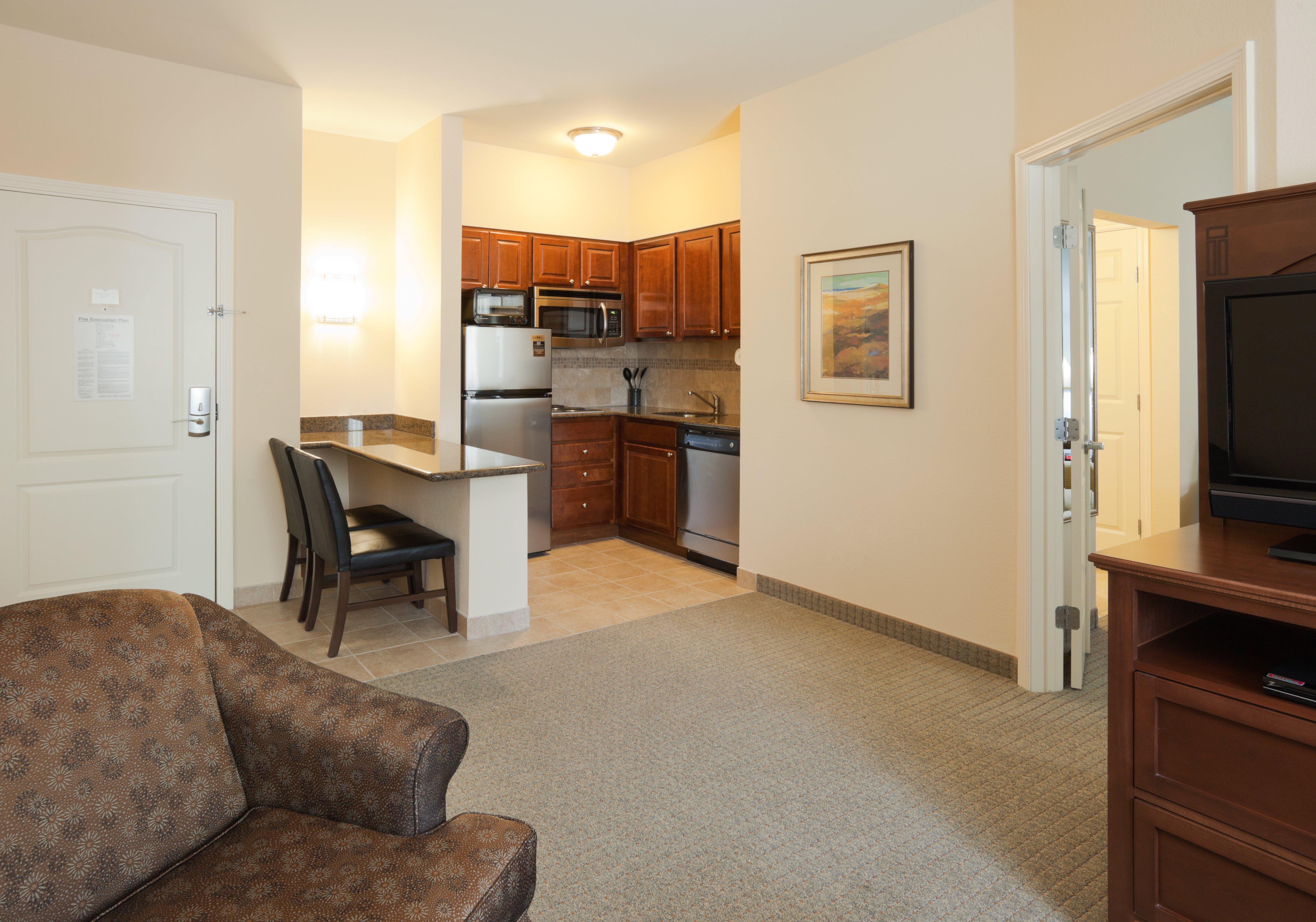 Staybridge Suites Lafayette-Airport By Ihg Room photo