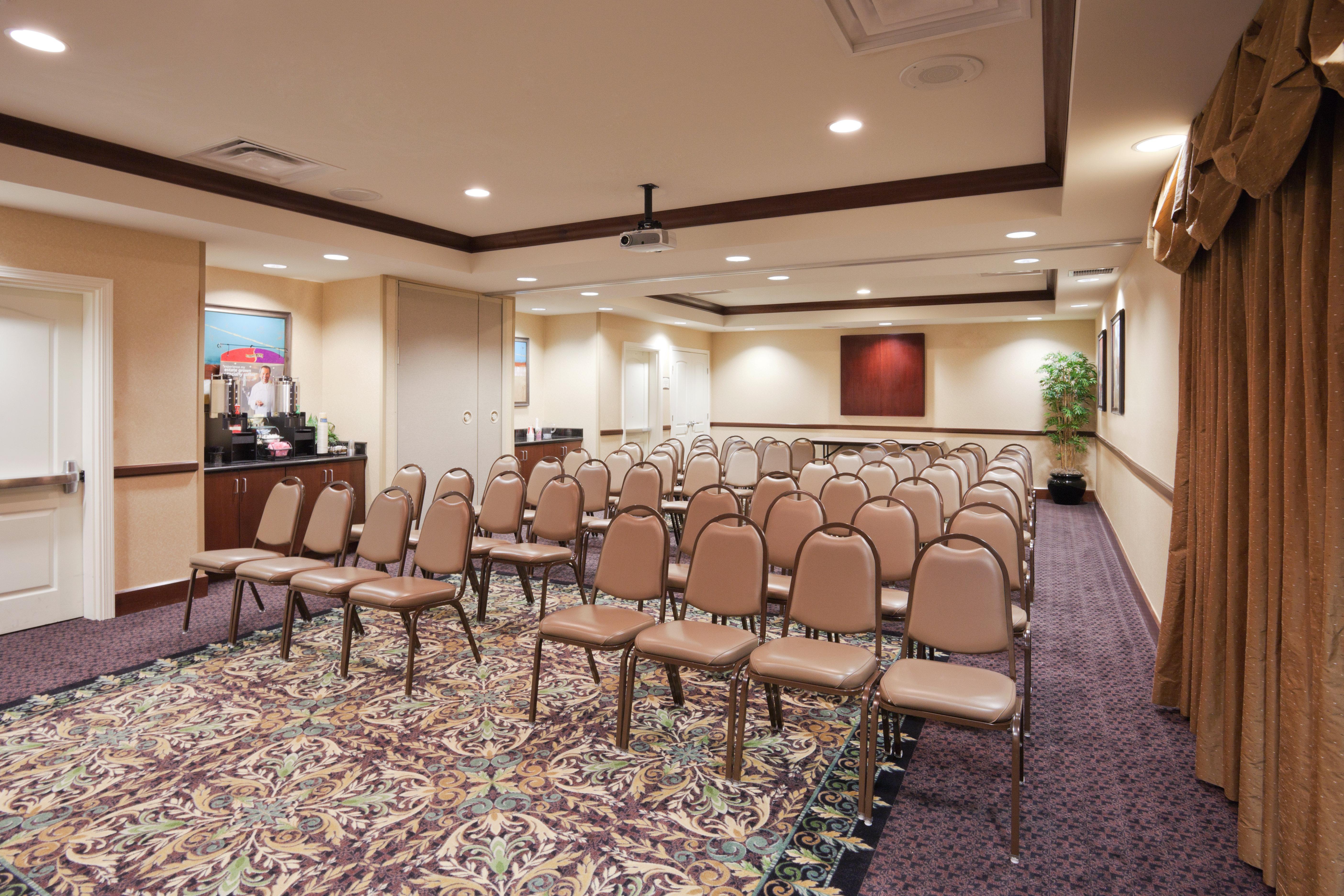 Staybridge Suites Lafayette-Airport By Ihg Exterior photo