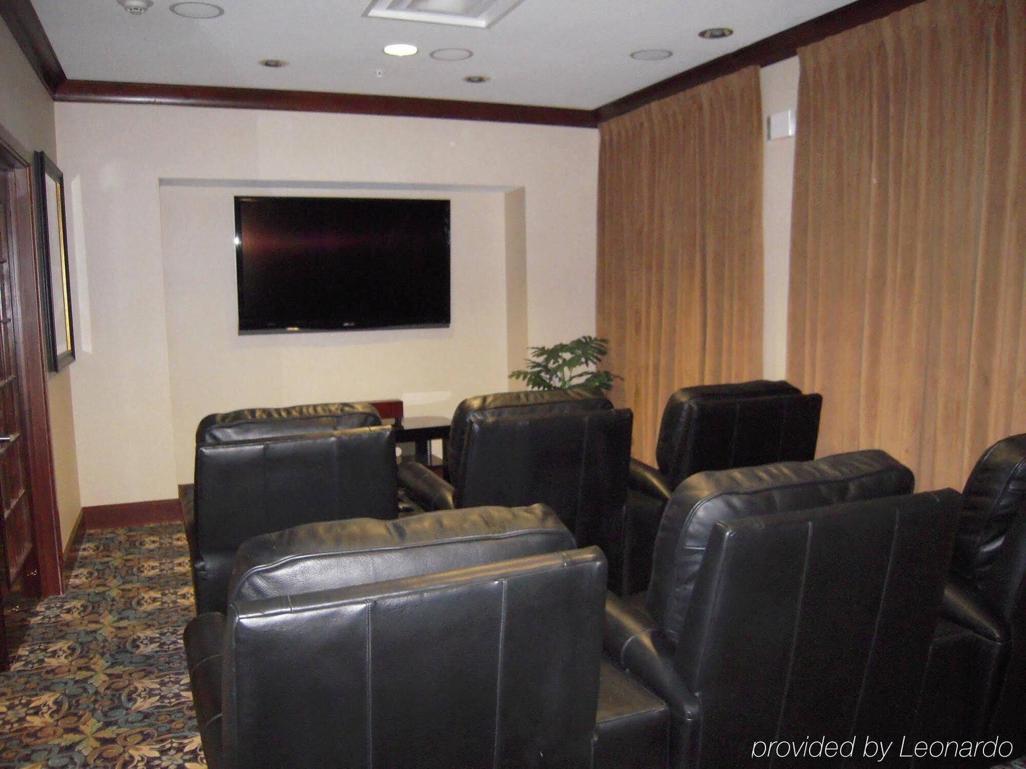 Staybridge Suites Lafayette-Airport By Ihg Exterior photo